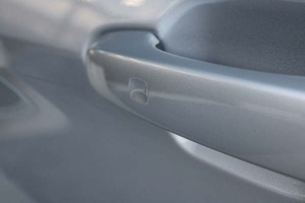 Ford Transit Custom 320 2.0 TDCI L2H1 Limited 170pk - 2x Schuifdeur - Adaptive Cruise - Blind spot - Navigatie - Camera - Draadloos laden - Stoelver