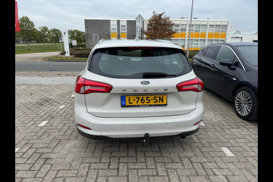 Ford FOCUS Wagon 1.0 EcoBoost Titanium Business | Trekhaak | Adaptieve cruise control | Winter Pack |