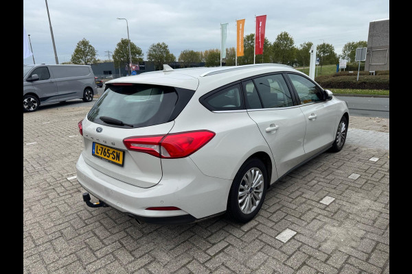 Ford FOCUS Wagon 1.0 EcoBoost Titanium Business | Trekhaak | Adaptieve cruise control | Winter Pack |