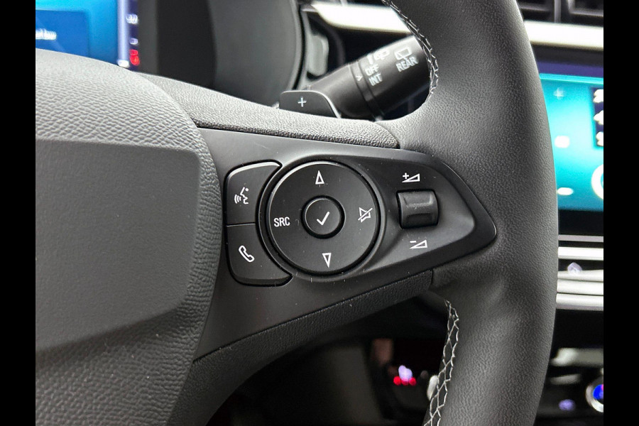 Opel Corsa 1.2 Turbo 136pk Automaat Hybrid GS Line | Navigatie | Apple Carplay/ Android Auto | Camera | Parkeersensoren | Cruise Control | Stoel- en stuurverwarming | Lichtmetalen velgen | Getinte ramen