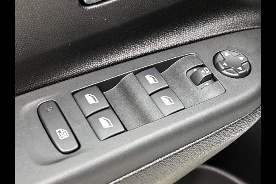 Opel Corsa 1.2 Turbo 136pk Automaat Hybrid GS Line | Navigatie | Apple Carplay/ Android Auto | Camera | Parkeersensoren | Cruise Control | Stoel- en stuurverwarming | Lichtmetalen velgen | Getinte ramen