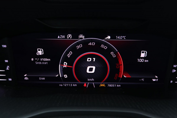 Škoda Karoq 1.5 TSI ACT Sportline Business|Pano Trekhaak Dealer OH Sportstoelen App Connect ACC Canton Elektrische kofferklep Nap