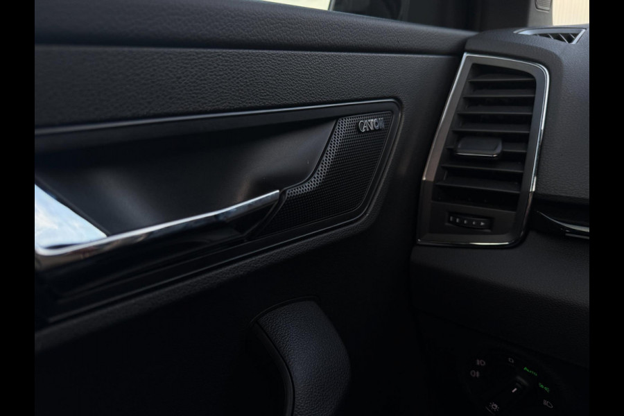 Škoda Karoq 1.5 TSI ACT Sportline Business|Pano Trekhaak Dealer OH Sportstoelen App Connect ACC Canton Elektrische kofferklep Nap