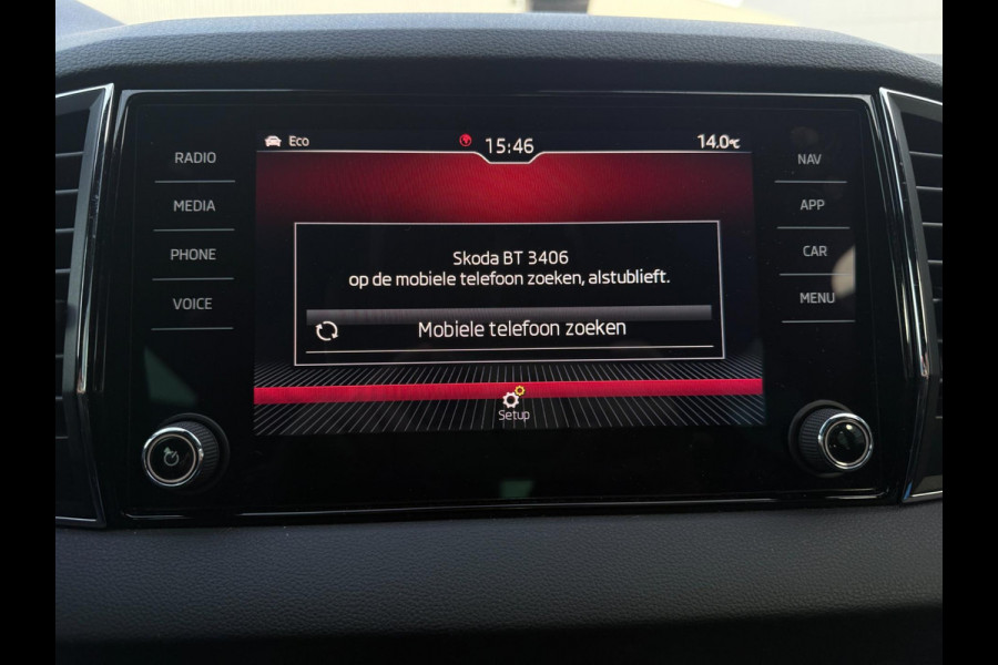 Škoda Karoq 1.5 TSI ACT Sportline Business|Pano Trekhaak Dealer OH Sportstoelen App Connect ACC Canton Elektrische kofferklep Nap