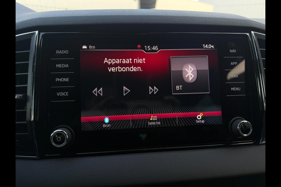 Škoda Karoq 1.5 TSI ACT Sportline Business|Pano Trekhaak Dealer OH Sportstoelen App Connect ACC Canton Elektrische kofferklep Nap