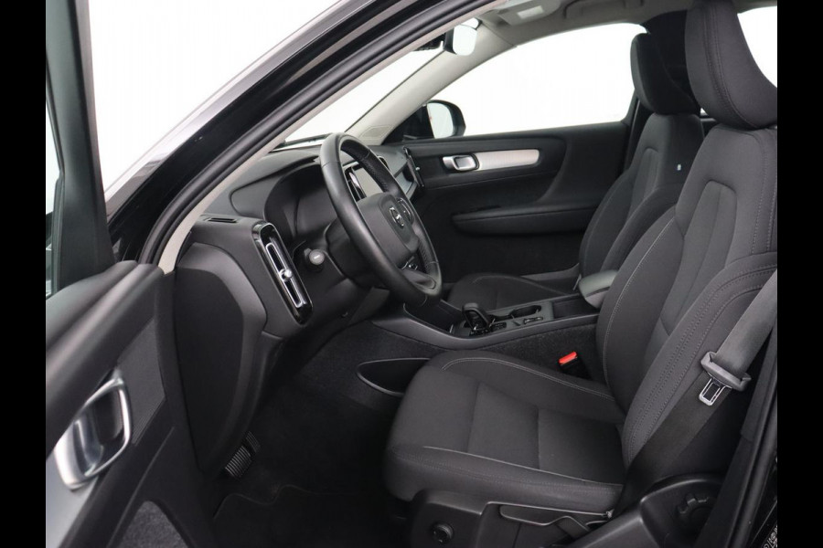 Volvo XC40 1.5 T4 Recharge Business | Adaptive cruise | Camera | Carplay | Navigatie | Full LED | 18'' | Parkeerhulp | Digital Cockpit | PHEV | Plug In
