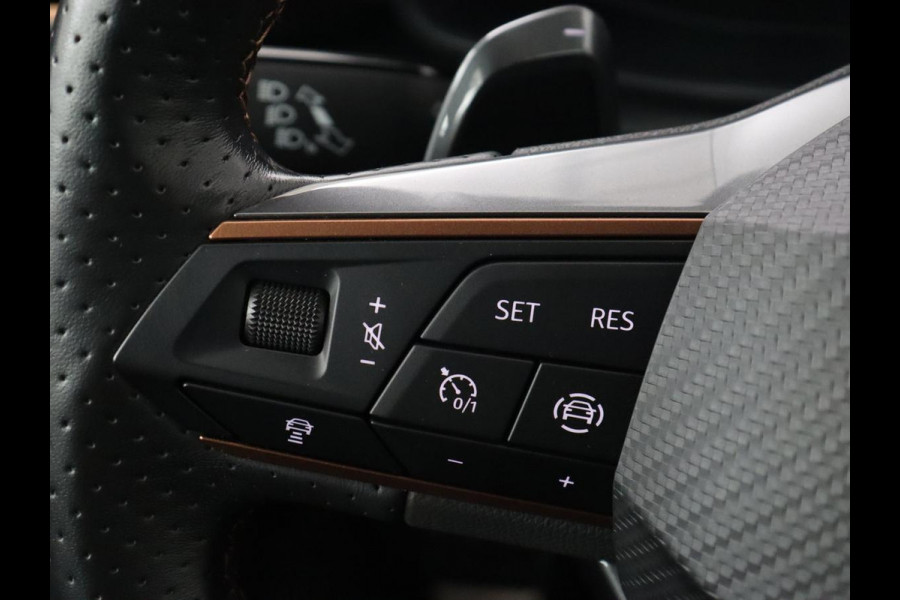 CUPRA Leon 1.4 eHybrid VZ | 245pk | Trekhaak | Stoelverwarming | Adaptive cruise | Carplay | Navigatie | Stuurverwarming | Keyless | Full LED | Sportstoelen | PHEV | Plug In