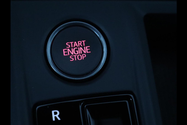 CUPRA Leon 1.4 eHybrid VZ | 245pk | Trekhaak | Stoelverwarming | Adaptive cruise | Carplay | Navigatie | Stuurverwarming | Keyless | Full LED | Sportstoelen | PHEV | Plug In