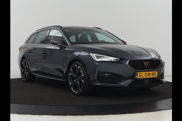 CUPRA Leon 1.4 eHybrid VZ | 245pk | Trekhaak | Stoelverwarming | Adaptive cruise | Carplay | Navigatie | Stuurverwarming | Keyless | Full LED | Sportstoelen | PHEV | Plug In