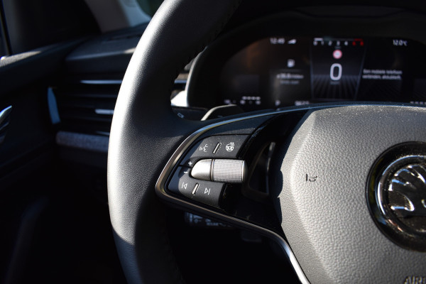 Škoda Kamiq TSI 115PK DSG SELECTION CAMERA/ACC/CARPLAY