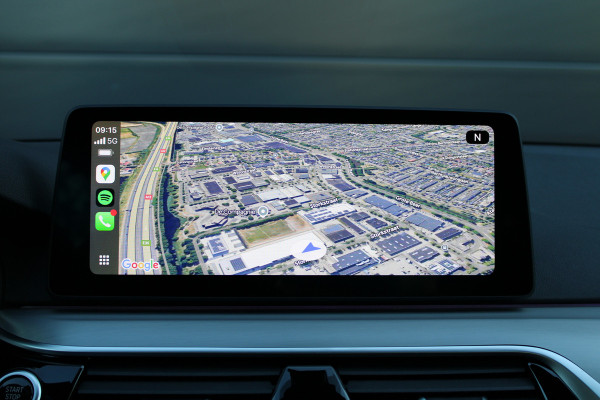 BMW 5 Serie 530e Business Edition Plus | M-SPORT | BTW | PANO | H/K | HUD | 360 | KEYLESS | STUURVERW | ADAPTIEF ONDERSTEL |