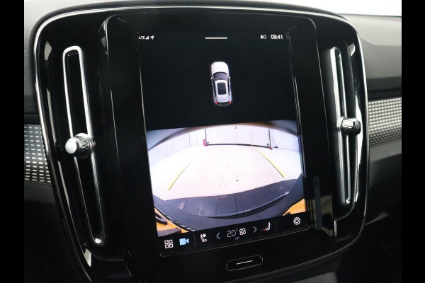 Volvo XC40 Recharge Core | Stoel & stuurverwarming | 20'' | Camera | Carplay | Navigatie | Getint glas | Full LED | DAB | Parkeerhulp | Inscription metallic lak