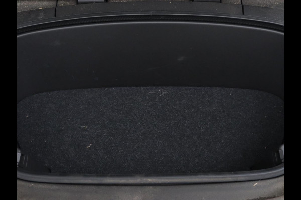 Volvo XC40 Recharge Core | Stoel & stuurverwarming | 20'' | Camera | Carplay | Navigatie | Getint glas | Full LED | DAB | Parkeerhulp | Inscription metallic lak