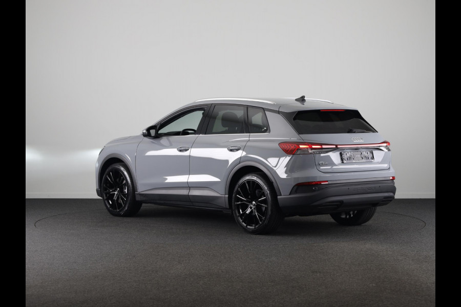 Audi Q4 e-tron 40 Edition 63 kWh | Stoelverwarming voor | Ledkoplampen | Elektrische achterklep | 19'' lichtmetalen velgen |