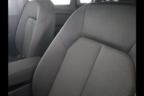 Audi Q4 e-tron 40 Edition 63 kWh | Stoelverwarming voor | Ledkoplampen | Elektrische achterklep | 19'' lichtmetalen velgen |