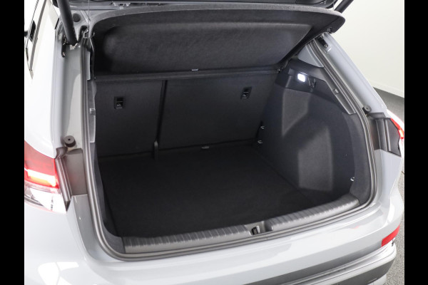 Audi Q4 e-tron 40 Edition 63 kWh | Stoelverwarming voor | Ledkoplampen | Elektrische achterklep | 19'' lichtmetalen velgen |