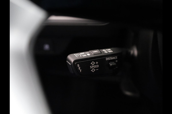 Audi Q4 e-tron 40 Edition 63 kWh | Stoelverwarming voor | Ledkoplampen | Elektrische achterklep | 19'' lichtmetalen velgen |