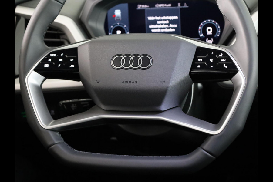 Audi Q4 e-tron 40 Edition 63 kWh | Stoelverwarming voor | Ledkoplampen | Elektrische achterklep | 19'' lichtmetalen velgen |