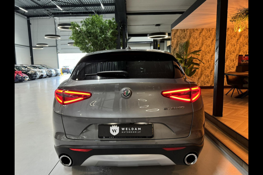 Alfa Romeo Stelvio 2.0 Turbo First Edition Garantie Memory StuurVW StoelVW Camera Elek Achterklep Leder Cruise Clima Navi Rijklaar