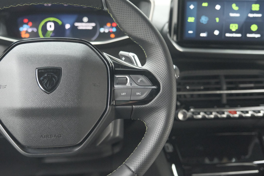 Peugeot 2008 PureTech 130 EAT8 GT | 360 Camera | Stoelmassage | Adaptieve Cruise Control | Dodehoekdetectie