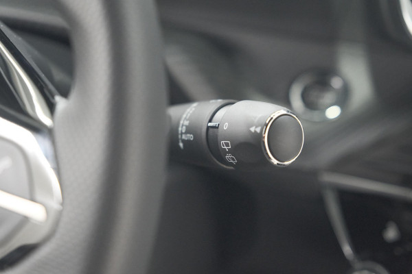 Peugeot 2008 PureTech 130 EAT8 GT | 360 Camera | Stoelmassage | Adaptieve Cruise Control | Dodehoekdetectie