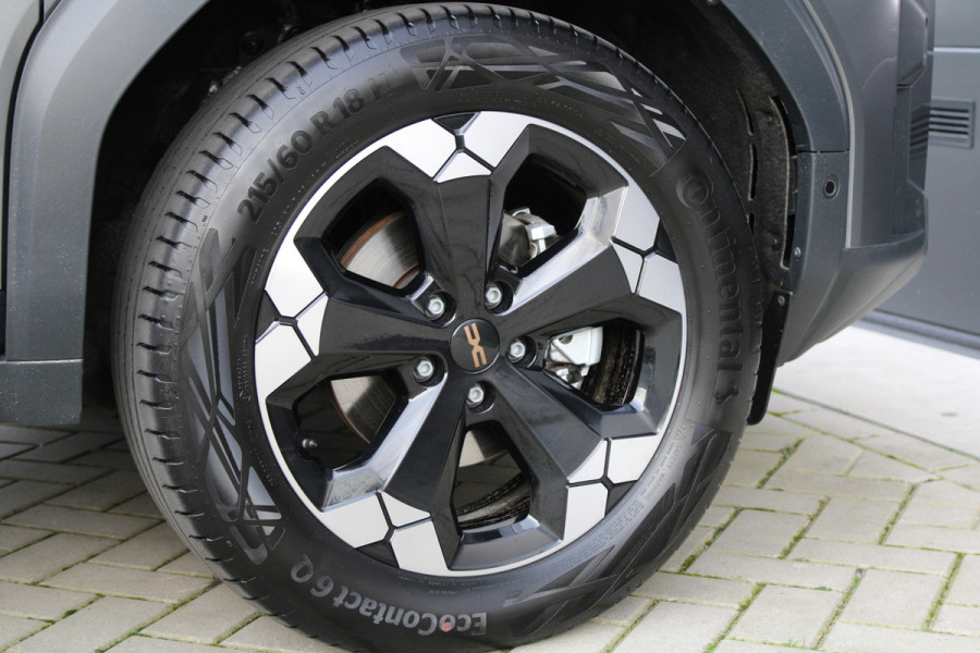 Dacia Bigster 1.8 Hybrid 155 Extreme | BTW | PANO | STOELVERWARMING | STUURVERWARMING | DODEHOEK |