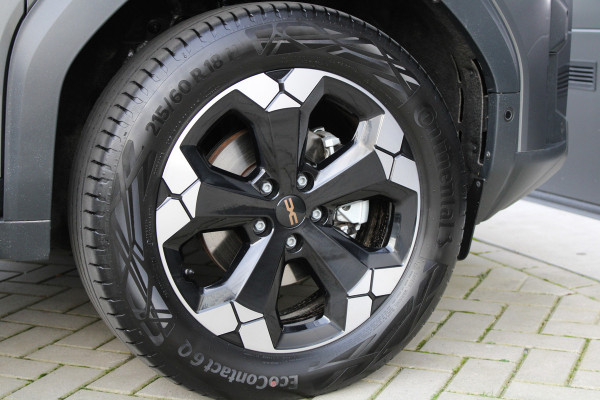 Dacia Bigster 1.8 Hybrid 155 Extreme | BTW | PANO | STOELVERWARMING | STUURVERWARMING | DODEHOEK |