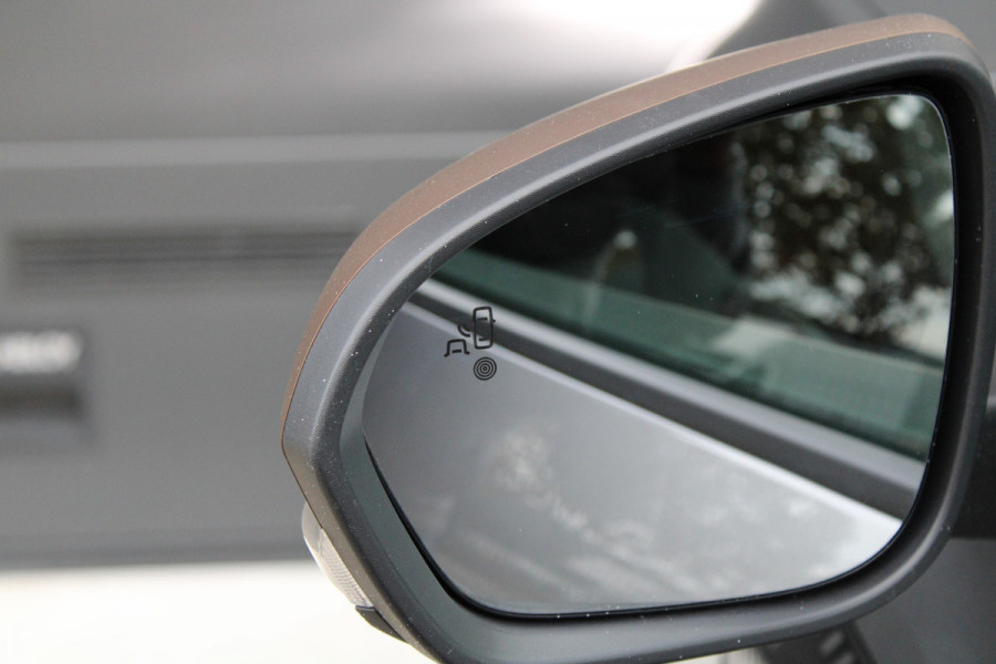 Dacia Bigster 1.8 Hybrid 155 Extreme | BTW | PANO | STOELVERWARMING | STUURVERWARMING | DODEHOEK |