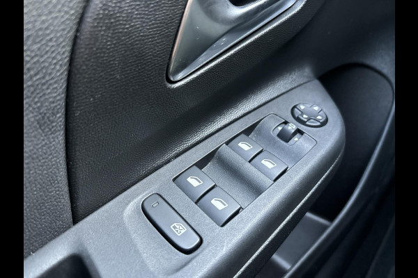 Opel Corsa 1.2 GS Line Achteruitrijcamera | Apple\Android carplay | Airco