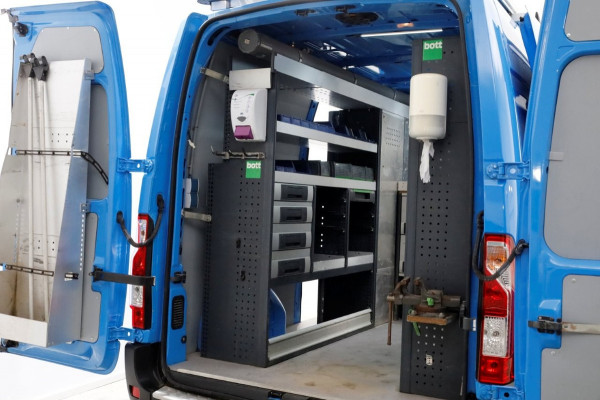 Renault Master T35 2.3 dCi 130pk E6 L2H2 Airco/Inrichting/2x Schuifdeur 09-2019