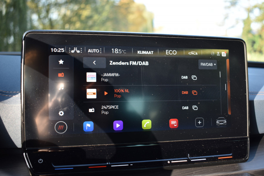 CUPRA Leon e-HYBRID 204PK DSG BUSINESS SPORT LEDER/CAMERA/NAVI/CARPLAY