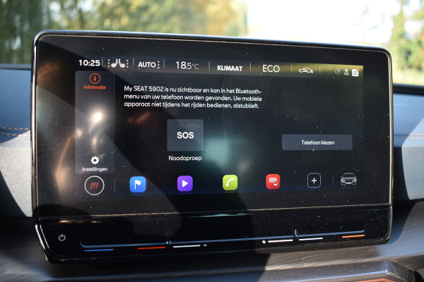 CUPRA Leon e-HYBRID 204PK DSG BUSINESS SPORT LEDER/CAMERA/NAVI/CARPLAY