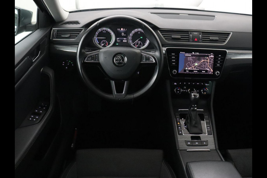 Škoda Superb 1.4 TSI iV Business Edition | 1e eigenaar | Stoelverwarming | Camera | Carplay | Full LED | Navigatie | Cruise control | Climate control | PHEV | Plug In