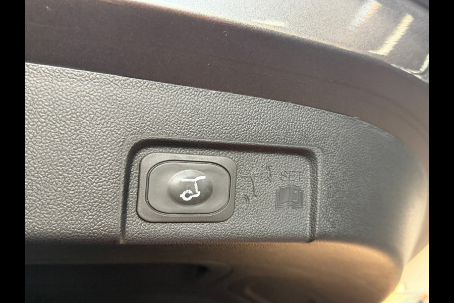 Ford Puma 1.0 EcoBoost Hybrid Titanium | Stoel / stuurverwarming | DAB | Automaat | Fabrieksgarantie 01-2027 | 1e eignaar