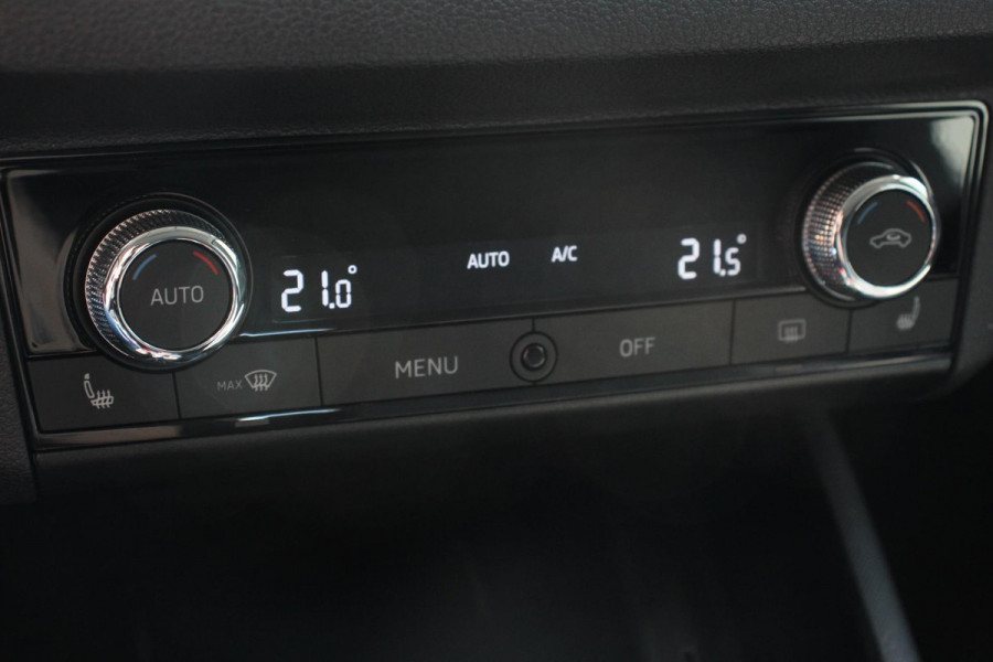 Škoda Kamiq 1.0 TSI DSG Style Navigatie Apple Carplay/Android Auto Virtual Cockpit Lane Assist 17 Inch Lichtmetalen Velgen