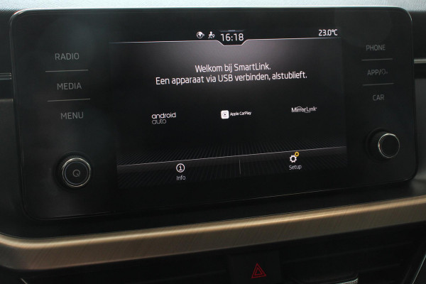 Škoda Kamiq 1.0 TSI DSG Style Navigatie Apple Carplay/Android Auto Virtual Cockpit Lane Assist 17 Inch Lichtmetalen Velgen
