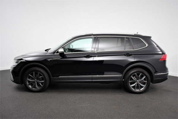 Volkswagen Tiguan Allspace 1.5 TSI DSG Life 7p. Navigatie Camera Adaptive Cruise Control Elektrische Achterklep Elektrische Trekhaak