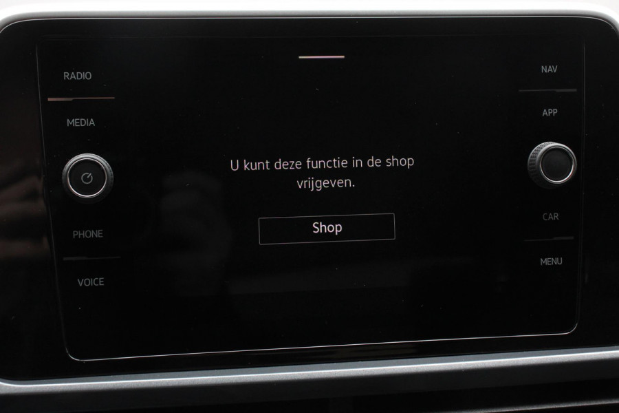 Volkswagen T-Roc 1.5 TSI 150pk DSG Style | Navigatie | Apple Carplay/Android Auto | Parkeersensoren | Camera | Adaptive Cruise Control | Blind Spot Assist | Park Assist | Stoel- en stuurverwarming | Elektrische achterklep | LED-koplampen