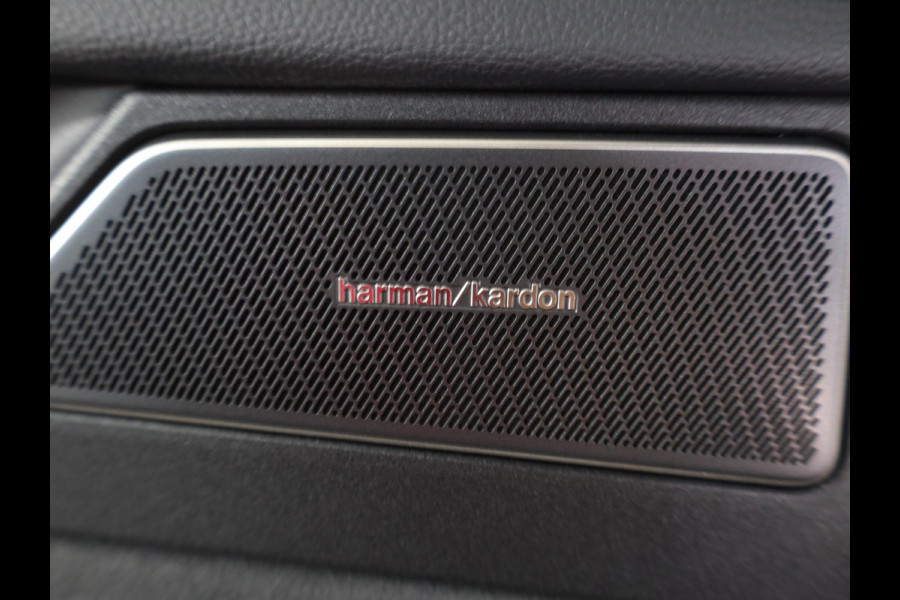 Volkswagen Passat Variant 1.5 eHybrid R-Line Edition 272PK PHEV | Panorama dak | Harman Kardon geluidsinstallatie | Trekhaak | Black style |