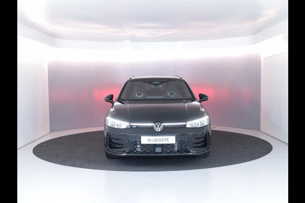 Volkswagen Passat Variant 1.5 eHybrid R-Line Edition 272PK PHEV | Panorama dak | Harman Kardon geluidsinstallatie | Trekhaak | Black style |
