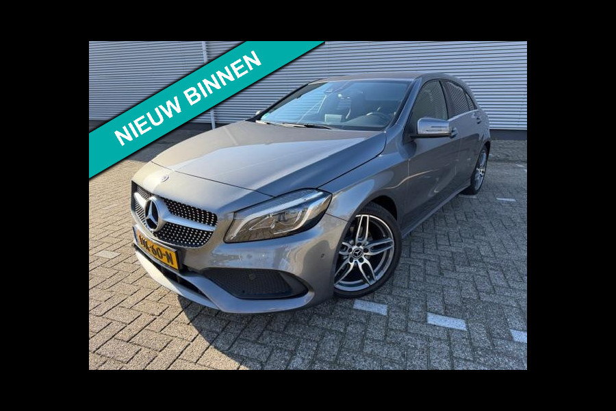 Mercedes-Benz A-Klasse 180 Ambition AMG-Line ,Navigatie, Xenon/Led, Lm velgen, afn.Trekhaak,