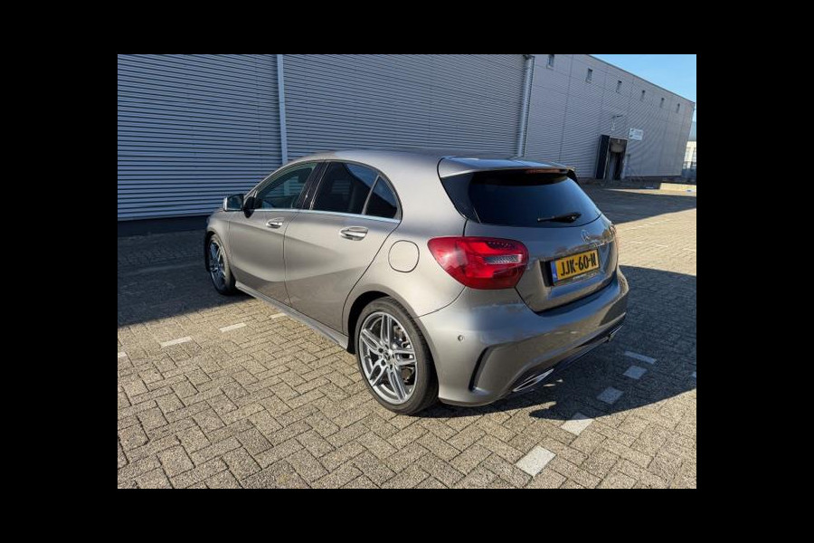 Mercedes-Benz A-Klasse 180 Ambition AMG-Line ,Navigatie, Xenon/Led, Lm velgen, afn.Trekhaak,