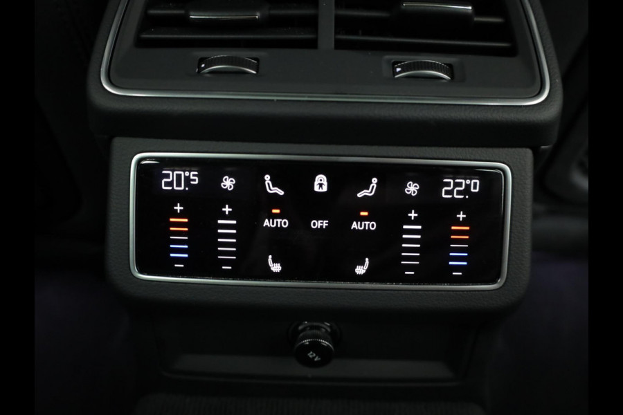 Audi A6 Avant 55 TFSI e quattro S edition 367pk | Panoramadak | Head up Display | Wegklapbare trekhaak | Adaptieve cruise controle | Parkeercamera