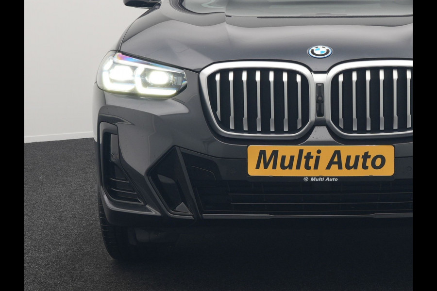 BMW X3 xDrive30e M Sport FACELIFT Plug In Hybrid 293pk Dealer O.H. PHEV | Panodak | Laser LED | Head Up | 360 Camera | Lederen Sportstoelen Memory & Verwarmd | Apple Carplay | Sfeerverlichting | Stuur Verwarmd | Keyless | Blis | Navigatie | Virtual | DAB |