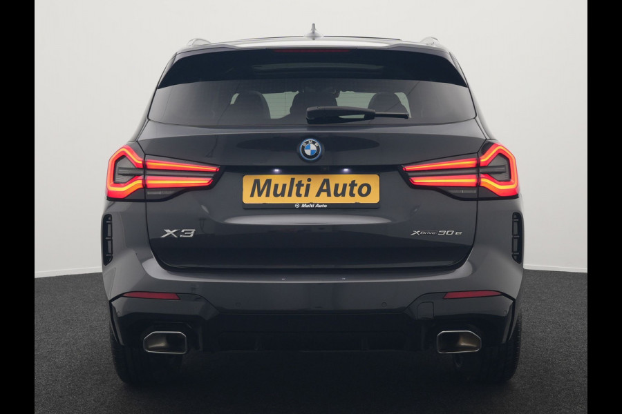 BMW X3 xDrive30e M Sport FACELIFT Plug In Hybrid 293pk Dealer O.H. PHEV | Panodak | Laser LED | Head Up | 360 Camera | Lederen Sportstoelen Memory & Verwarmd | Apple Carplay | Sfeerverlichting | Stuur Verwarmd | Keyless | Blis | Navigatie | Virtual | DAB |