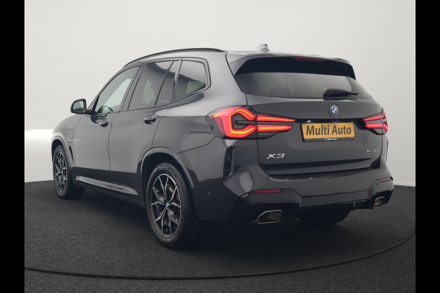 BMW X3 xDrive30e M Sport FACELIFT Plug In Hybrid 293pk Dealer O.H. PHEV | Panodak | Laser LED | Head Up | 360 Camera | Lederen Sportstoelen Memory & Verwarmd | Apple Carplay | Sfeerverlichting | Stuur Verwarmd | Keyless | Blis | Navigatie | Virtual | DAB |