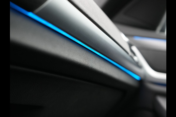 BMW X3 xDrive30e M Sport FACELIFT Plug In Hybrid 293pk Dealer O.H. PHEV | Panodak | Laser LED | Head Up | 360 Camera | Lederen Sportstoelen Memory & Verwarmd | Apple Carplay | Sfeerverlichting | Stuur Verwarmd | Keyless | Blis | Navigatie | Virtual | DAB |