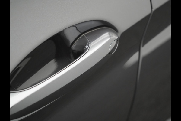 BMW X3 xDrive30e M Sport FACELIFT Plug In Hybrid 293pk Dealer O.H. PHEV | Panodak | Laser LED | Head Up | 360 Camera | Lederen Sportstoelen Memory & Verwarmd | Apple Carplay | Sfeerverlichting | Stuur Verwarmd | Keyless | Blis | Navigatie | Virtual | DAB |