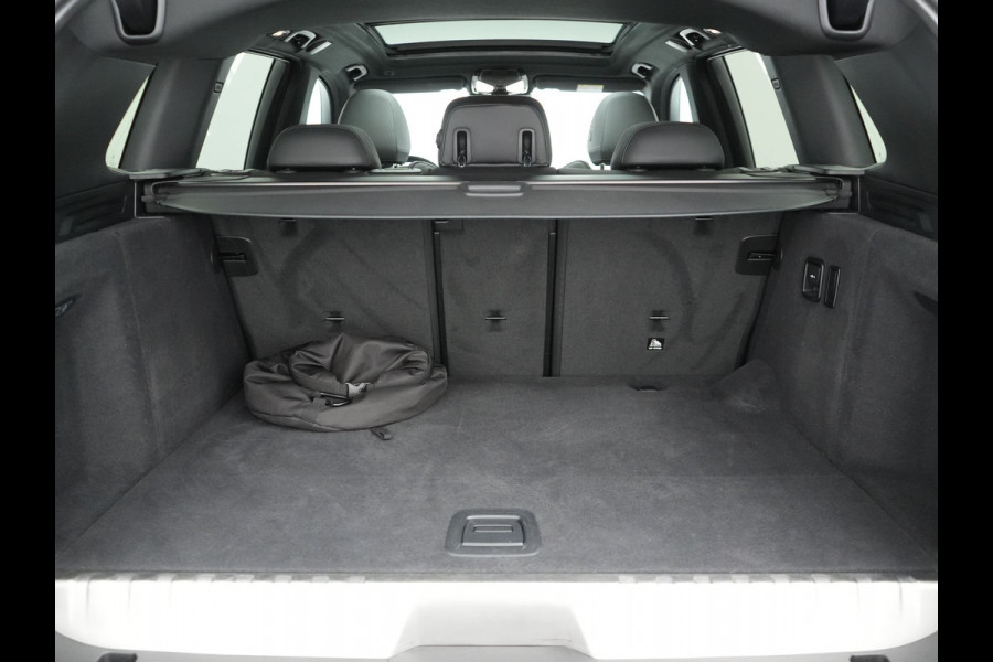 BMW X3 xDrive30e M Sport FACELIFT Plug In Hybrid 293pk Dealer O.H. PHEV | Panodak | Laser LED | Head Up | 360 Camera | Lederen Sportstoelen Memory & Verwarmd | Apple Carplay | Sfeerverlichting | Stuur Verwarmd | Keyless | Blis | Navigatie | Virtual | DAB |