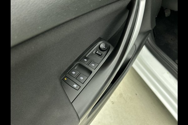 Opel Astra Sports Tourer 1.0 Online Edition(NL-auto, Goed Onder, Navi, Airco, PDC, Cruise Con, Etc)